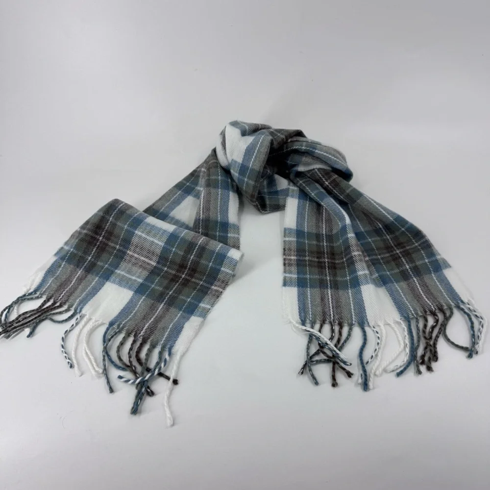 James Pringle‎ Weavers Blue and Gray Tartan Scarf with Fringed Ends